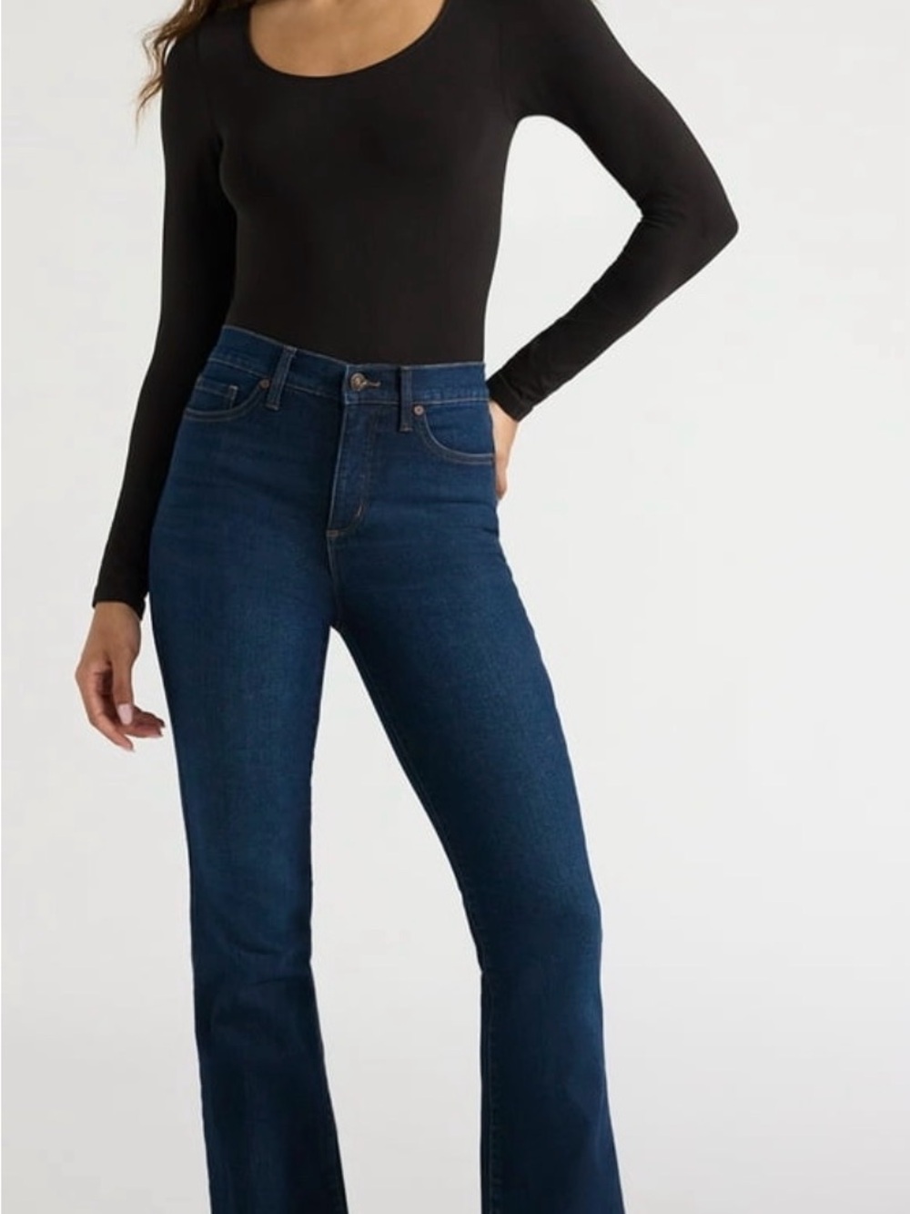 Sofia Jeans Medium Wash Blue “Melisa Flare” Stretch Denim Jeans Size 18